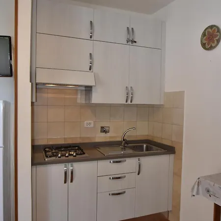 Bilocale Marina - Terrazza, Clima E Giardino Appartement