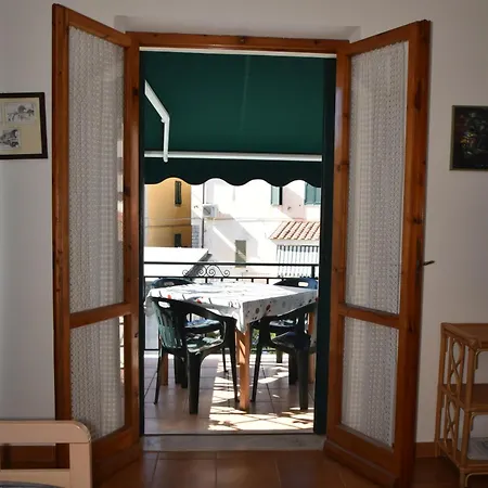 Bilocale Marina - Terrazza, Clima E Giardino Apartment