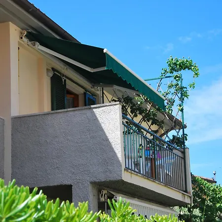 Bilocale Marina - Terrazza, Clima E Giardino *